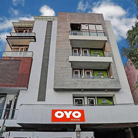 Hotel O South Galaxy Нью-Дели Экстерьер фото