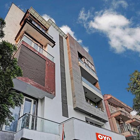 Hotel O South Galaxy Нью-Дели Экстерьер фото